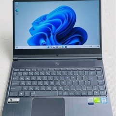（Office付き）小型なゲーミングノート