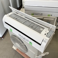【超美品‼️】日立 2022年製 ~10畳用エアコン 白くまくん 100V/2.5kwの画像