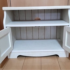 テレビ台の画像