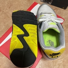 NIKE  AIR MAX
の画像