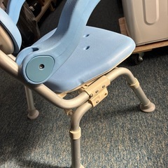 パナソニック 介護用 シャワーチェアー 折りたたみ式 ひじかけ付きの画像