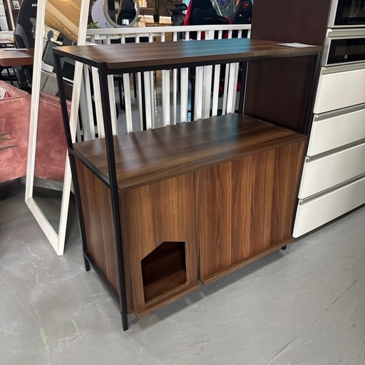 収納棚　猫トイレ隠し