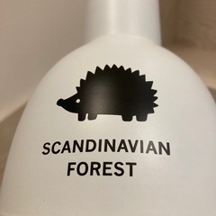 SCANDINAVIAN FORESTテーブルLEDランプの画像