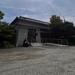 土日休み！夜勤なし！運動好きな方歓迎！ケアスタッフの画像