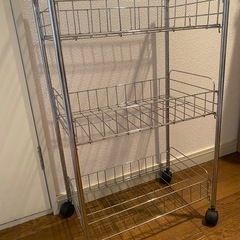 小型ラック（ローラー付き）の画像