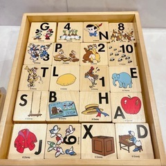 WORLD FAMILY ABC BLOCKS ディズニー英語システム Disney WORLD OF ENGLISH ブロック 積み木 英語 アルファベット 知育 文字遊び の画像