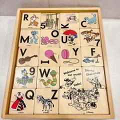 WORLD FAMILY ABC BLOCKS ディズニー英語システム Disney WORLD OF ENGLISH ブロック 積み木 英語 アルファベット 知育 文字遊び の画像
