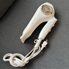 コイズミ　ＢＬＤＣドライヤー KHD-9480/Wドライヤー