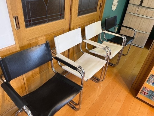 ガラステーブルのダイニングセット