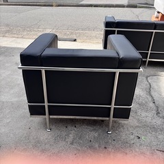 🛋️🇨🇭ル・コルビュジエ　リプロダクト　黒　1人掛け　一人掛け　1人用ソファ　ブラック【10脚あり】の画像