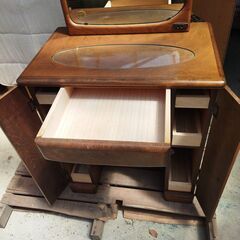 中古品　鏡台 (w)65x(d)41x(h)145 cm　(取りに来ていただける方)の画像