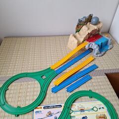 にげろ!トーマス!ボルダーのゴロゴロ山セットの画像