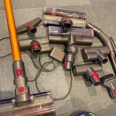 全部まとめて　ジャンク　ダイソン　まとめて　掃除機の画像