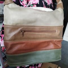 新品未使用品ショルダーバック男女兼用ソフト生地の画像