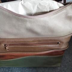 新品未使用品ショルダーバック男女兼用ソフト生地の画像
