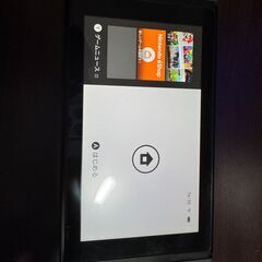 ★任天堂Switch中古★ジョイコン＋充電器付き(初期ロット)