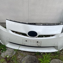 プリウスバンパー