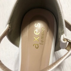 axes femme サンダル Mサイズ
の画像