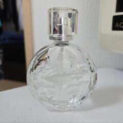 JILL STUART Eau de Roses 香水の画像
