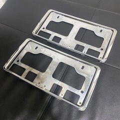 【純正】スズキ ナンバーフレームの画像