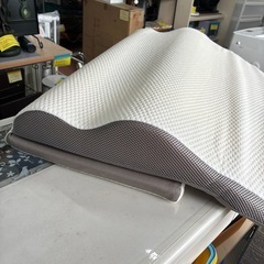 ニトリ 肩 首 背中も支えるまくら 60×75cm ふつうの画像
