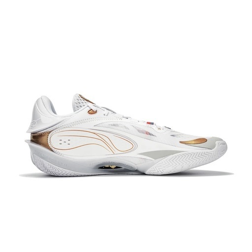 バッシュ　バスケ　シューズ