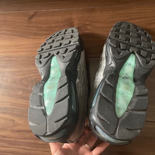 NIKE スニーカー