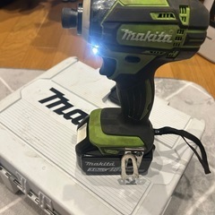 マキタ  インパクトドライバーの画像