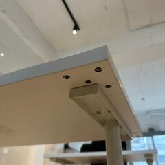 【8,500円→0円】ニトリ ワークデスク 白（天板＋脚）横100cm×奥行き59cm×高さ調節可！在宅・オフィスに◎の画像