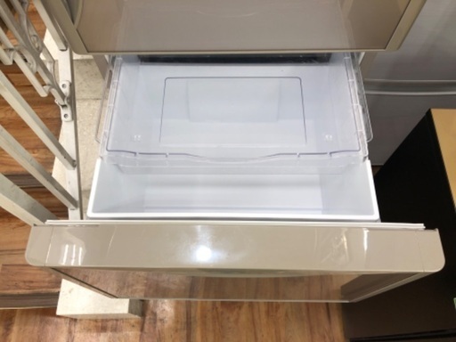 HITACHI（日立）3ドア冷蔵庫 R-S32JV 2019年製 315L
