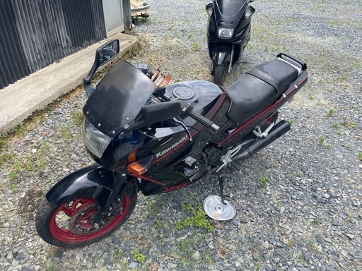 ⭐︎受け渡し予定者様決まりました⭐︎
カワサキ　GPX250RⅡ 書類・キー無しの完全部品取り車両です。②
