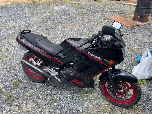 ⭐︎受け渡し予定者様決まりました⭐︎
カワサキ　GPX250RⅡ 書類・キー無しの完全部品取り車両です。②