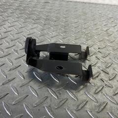 YAMAHA メイト50 オイルタンク ストッパー ヤマハ [M-250604-11]の画像