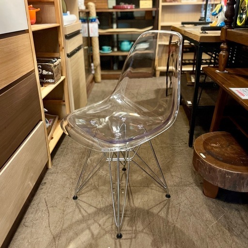 《売約済》【武蔵小山店】 A　シェルチェア リプロダクト KANADEMONO カナデモノ チェア 椅子 イス スケルトン 透明 メタルフレーム エッフェルベース　(検索 シェルサイドチェア　イームズ　オフィスチェア　アクリル　クリア　ポリカーボネート