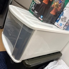 衣装ケース3個の画像