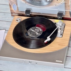 ION「Premier LP」オールインワンレコードプレーヤー