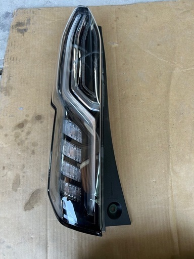 N-BOXテールランプ