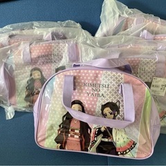 激安［鬼滅の刃］大量セット トートバッグ コスプレ 筆箱 我妻善逸 冨岡義勇 胡蝶しのぶ 竈門禰豆子 バンダイ正規品の画像