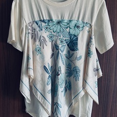 花柄スカーフ付　半袖Tシャツ