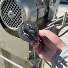 ビシャモン　ブレスキーローラー　圧縮減容器　200Vの画像