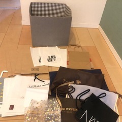 収納ボックス　ショッパー　紙袋たくさん　　セット