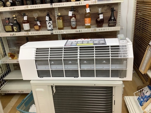 【トレファク　ラパーク岸和田店】壁掛けエアコン　2022年製　リモコン付き　フィルター自動 取付までサポート！】新入荷した高年式エアコンをご紹介致します