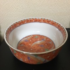 和柄の大深皿