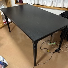IKEA ダイニングテーブル