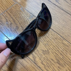 猫　ネコ　サングラス