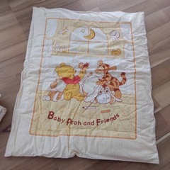 くまのプーさんの布団セット
の画像