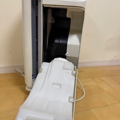 [取り引き中]DAIKIN加湿空気清浄機うるおい光クリエール(値下げしました)の画像
