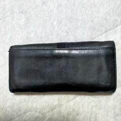 DKNY長財布の画像