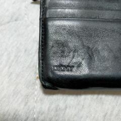 DKNY長財布の画像