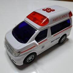 【購入特典】おもちゃ　救急車